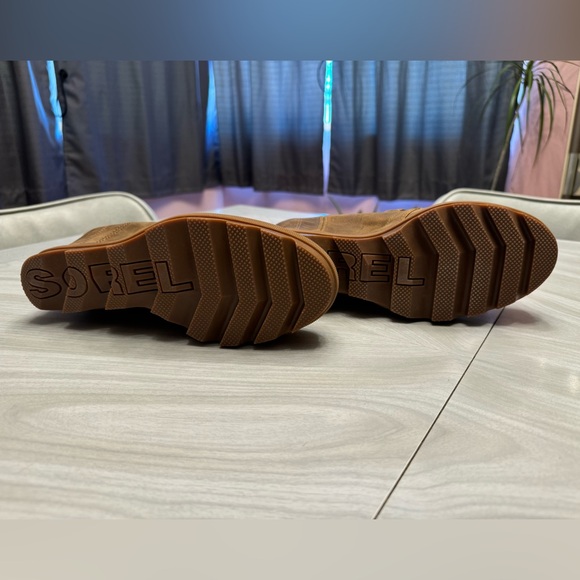 New Sorel boots size 9.5 - Picture 6 of 7